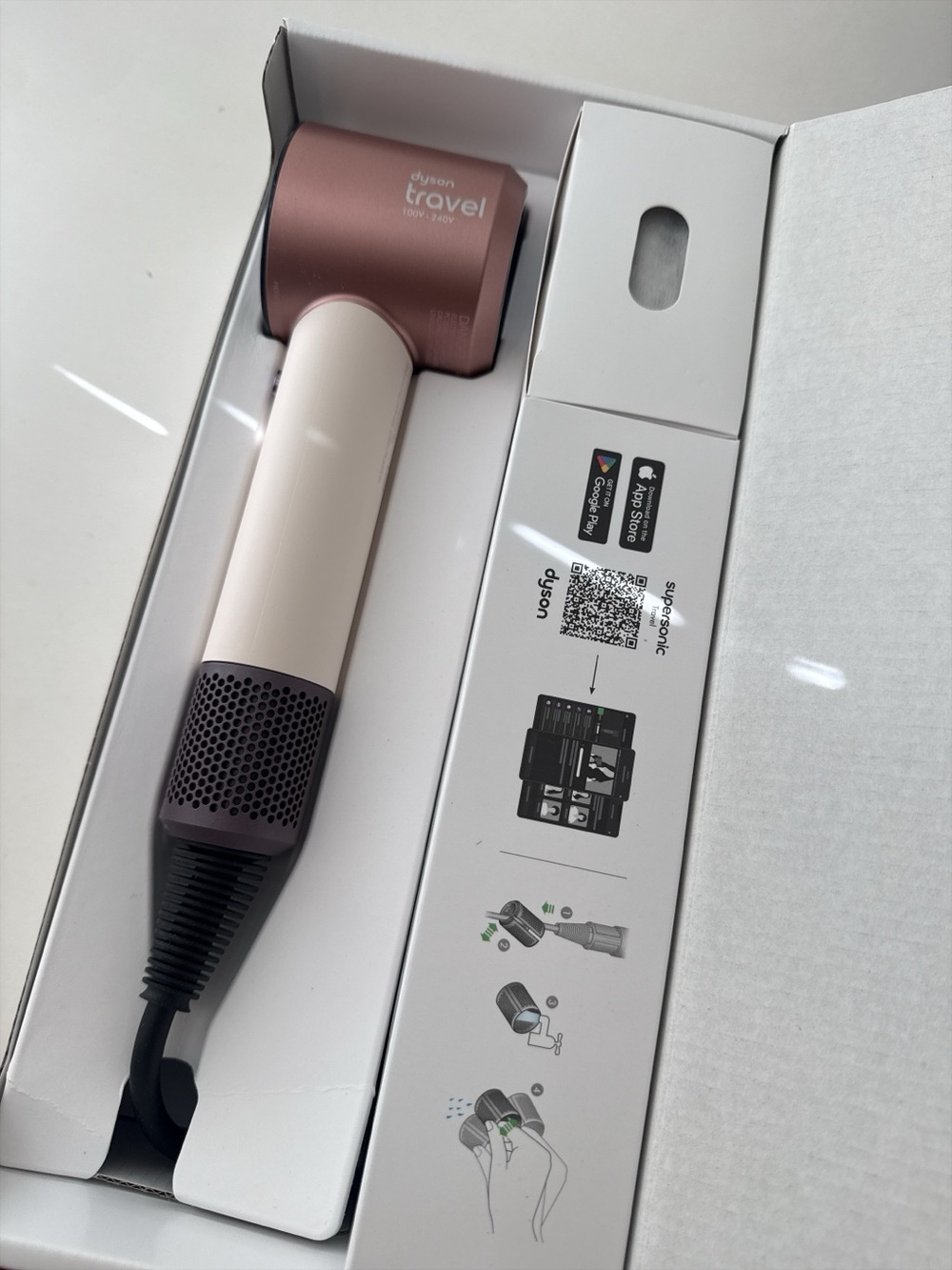 Open box - Dyson Supersonic™ Travel hair dryer (Ceramic pink / Rose gold) - Picture 15 of 15